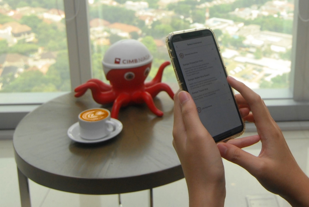 Beli Asuransi Lewat OCTO Mobile