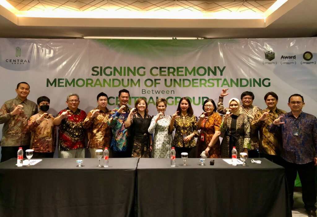 Tingkatkan Akselerasi, Central Group Gandeng 10 Bank