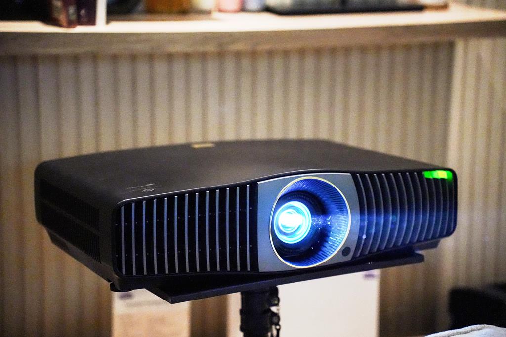 BenQ W5800 