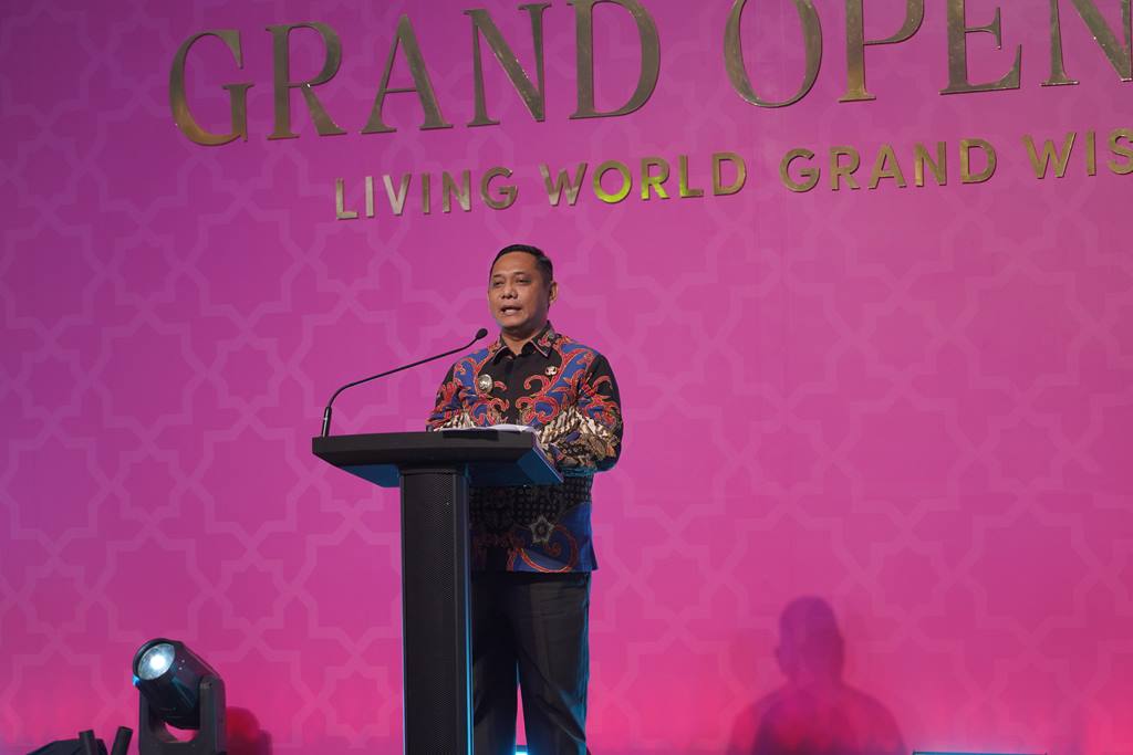 Living World Grand Wisata 