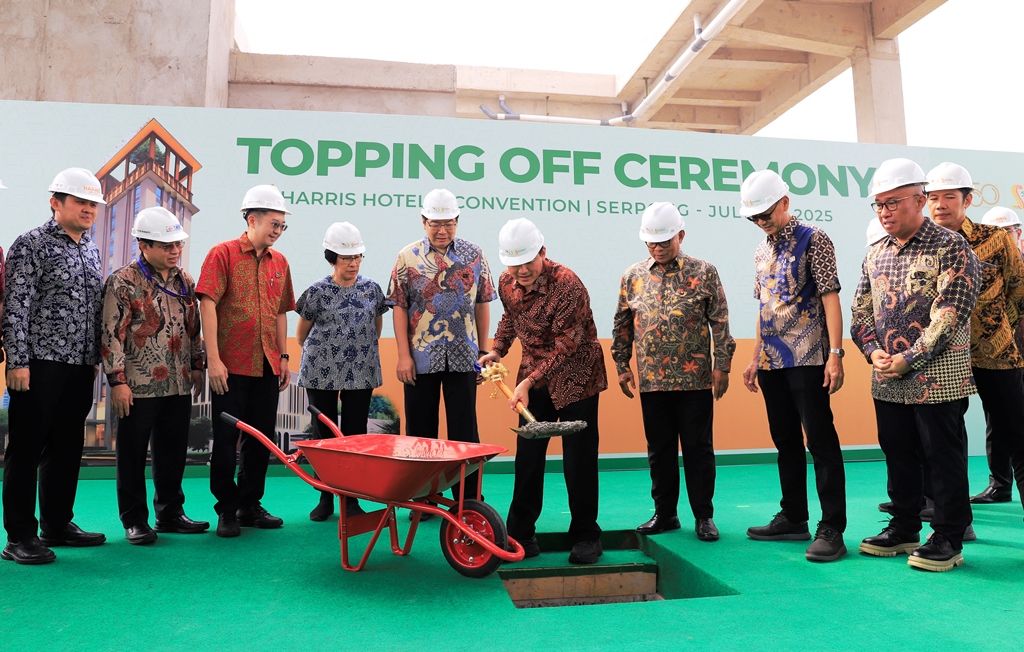 Harris Hotel & Convention Serpong 